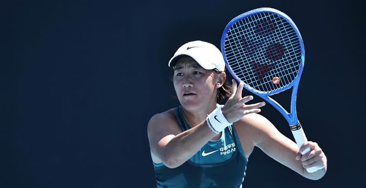 2-1，王曦雨连续两站晋级八强！但打个200大也费劲！ITF🇺🇸克列