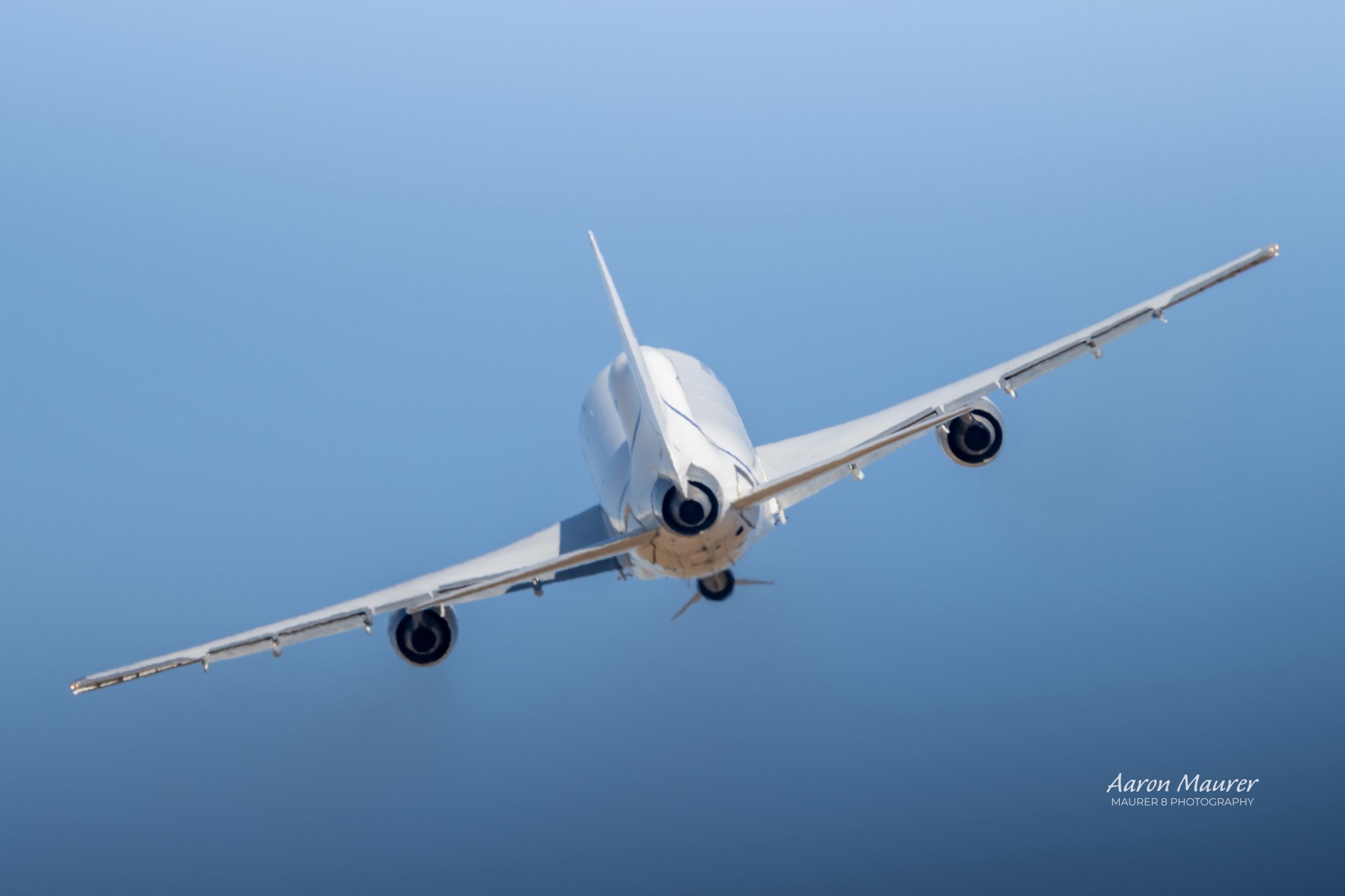 飞扬军事全球最后一架能飞的洛克希德“三星”L-1011客机和最后一枚可发射的“