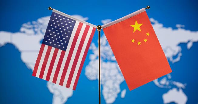 中美两国迎来期末考试！如果菲律宾用军演掩护美国的“军火船”，那么，全世界都会关注