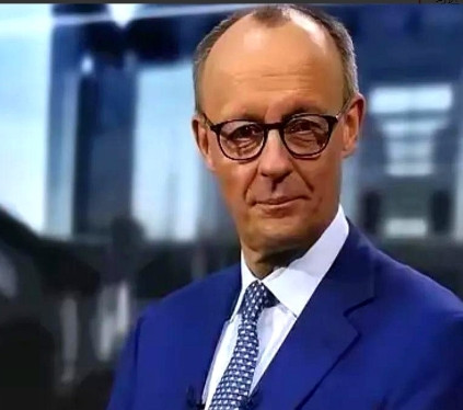 德国前总理舒尔茨就是北溪管道被美国炸了，吭都不敢吭一声！而这个德国新总理默茨