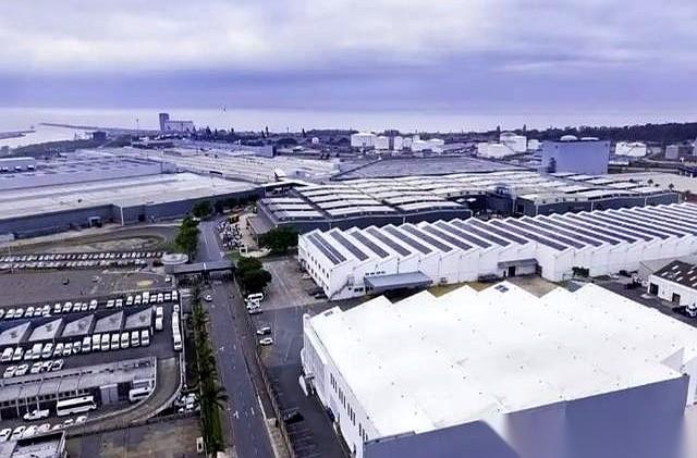 你敢信吗？现在跑去越南砸钱建厂、跟他们打得最火热的，全都是当年把他们往死里整的