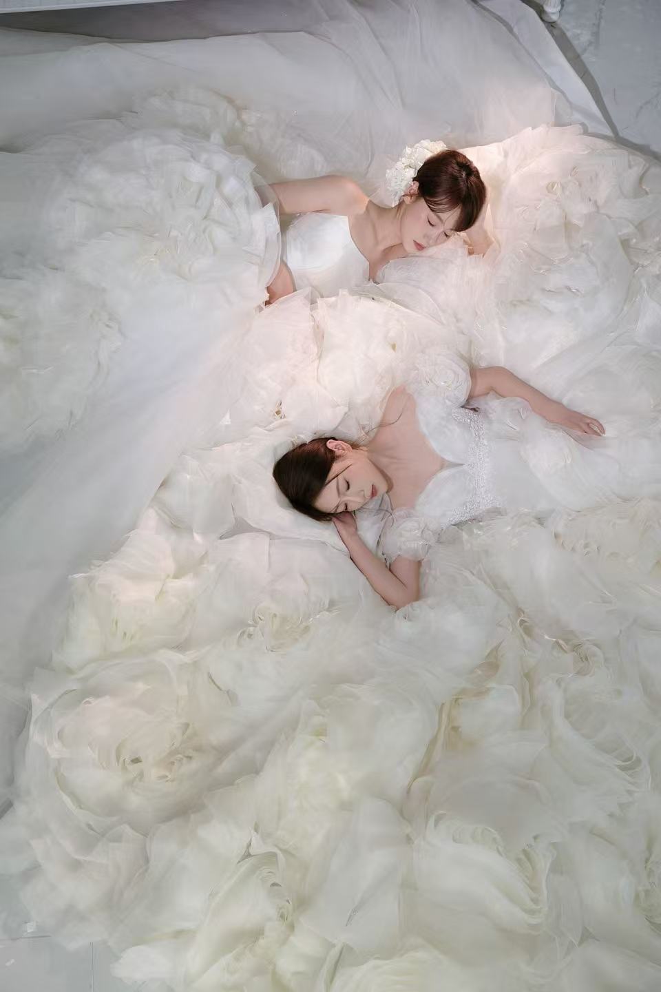 跟对了闺蜜，婚纱想什么时候穿就什么时候穿