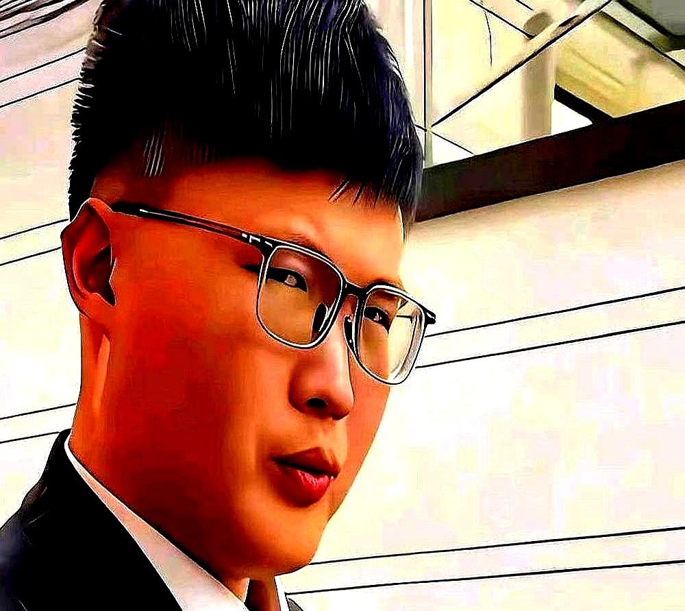 大衣哥这女婿，背景一曝光，真是让人想不到！大家都以为朱家找女婿，怎么着也得是个