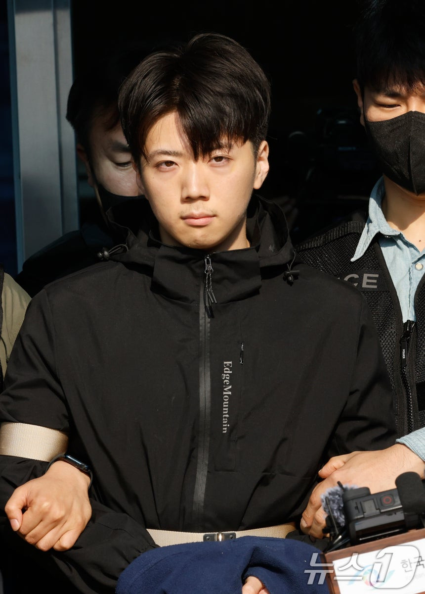 【韩国光州女高中生被杀案详情：嫌犯张润基求爱被拒欲杀原目标，未果后随机锁定女学生