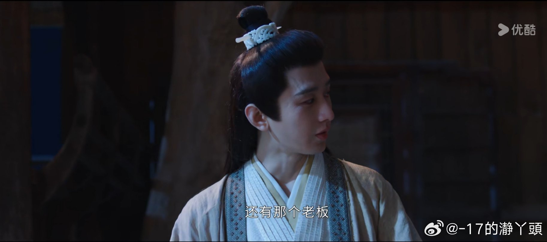 央视评价成毅是“当下年轻演员的标杆”，他低调敬业，踏实努力，既有很强的专业能力，