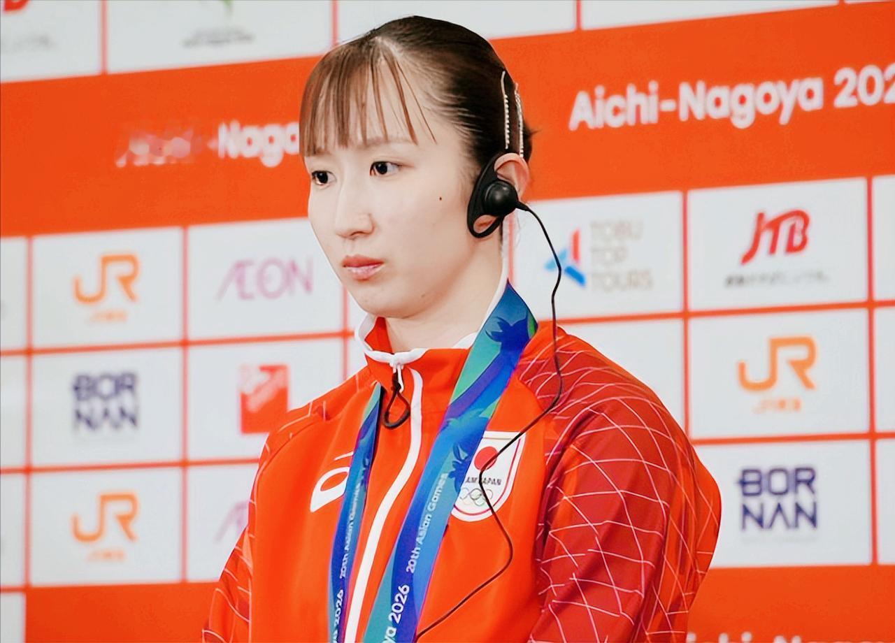 日媒：早田希娜面对“绝对女王”21连败，但终于打出了势均力敌的比赛，仅输2分。