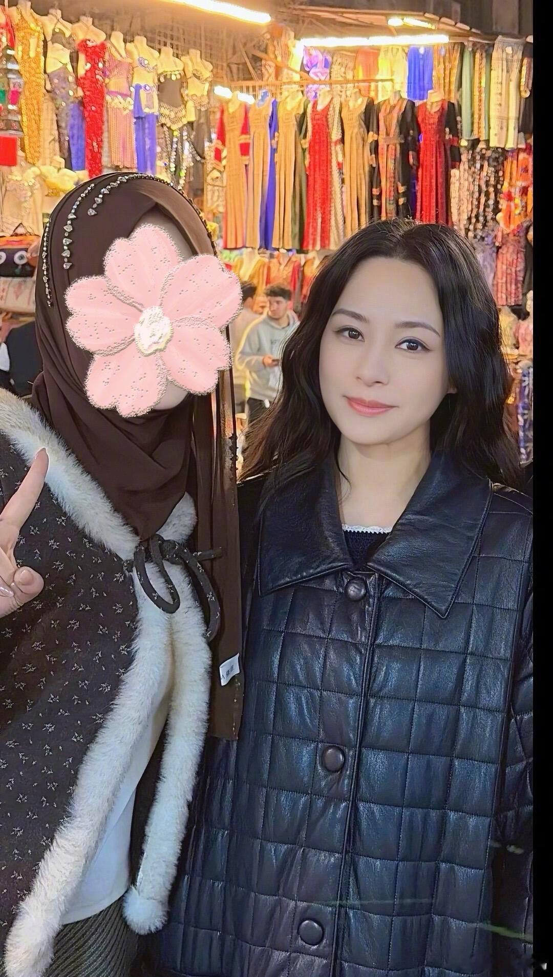 果然真美女还是最适合生图，好直观的对比，阿娇生图是超绝骨相浓颜系，美颜磨皮后五官