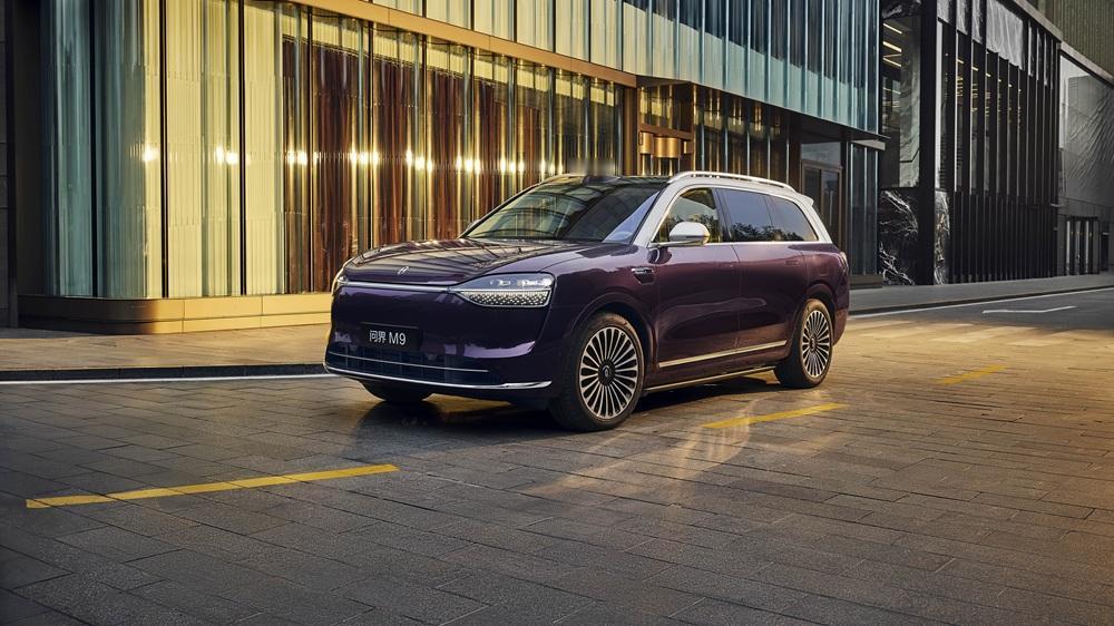五十万级豪华汽车应该是什么样子？问界M9给出新的解答关注高端车市场好几年了，真