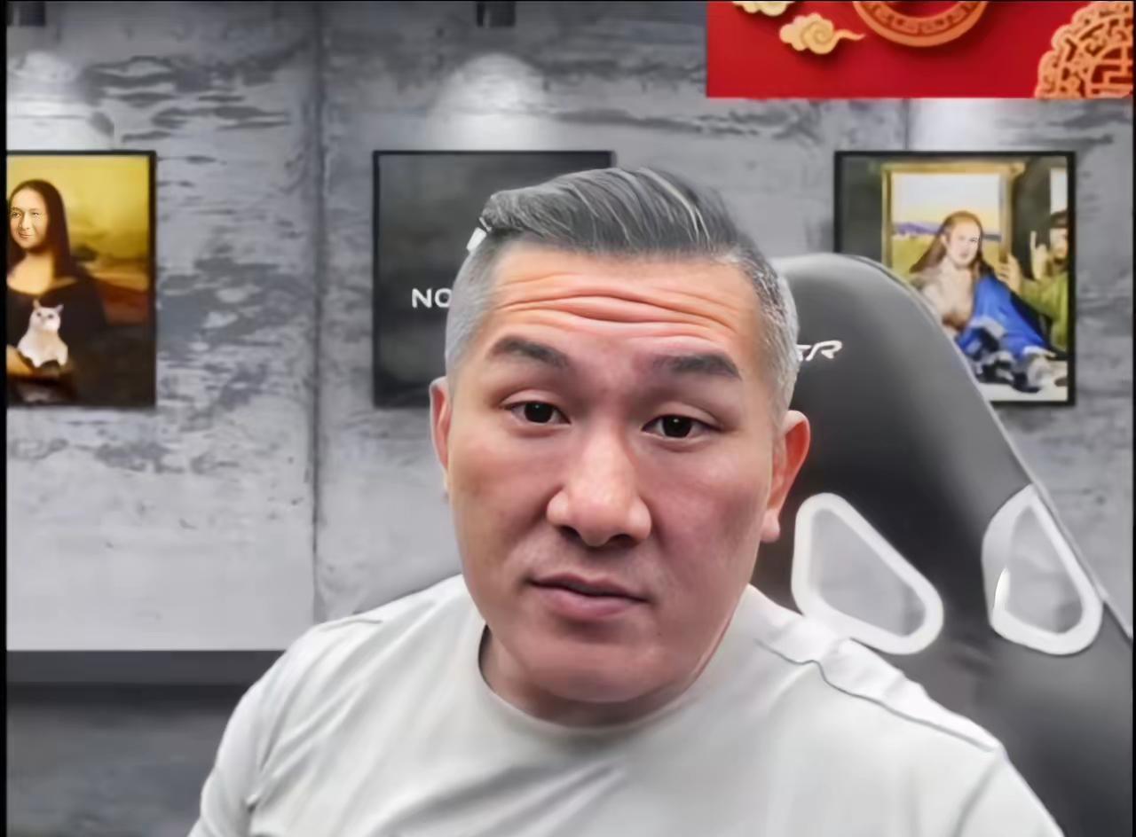 还是馆长说话直截了当！馆长在昨天的直播中谈到这次国民党党主席对选举。馆长说这次