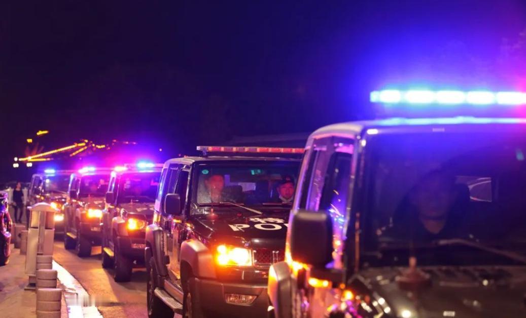 山东凌晨收网：580个不像坏人的人，才是最可怕的凌晨两点半，山东多地同时收网。