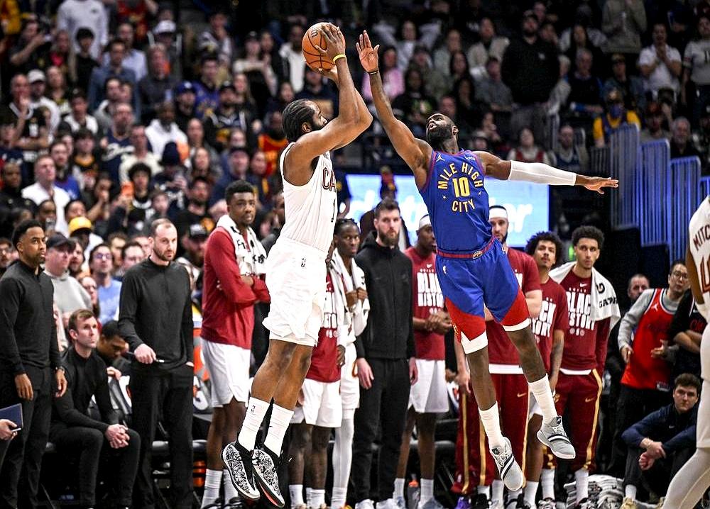 一天10万美金，骑士队请来的不是球星，是颗定时炸弹。别听什么精英组织、球