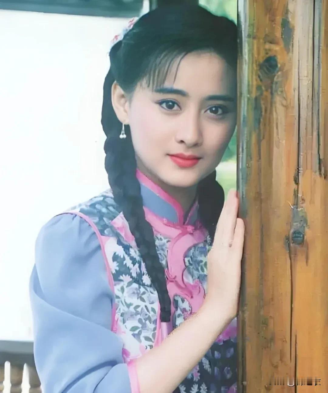 琼瑶二个冷知识，第一琼瑶剧的女主角都是要经过琼瑶的首肯才能用。第二，琼瑶偏