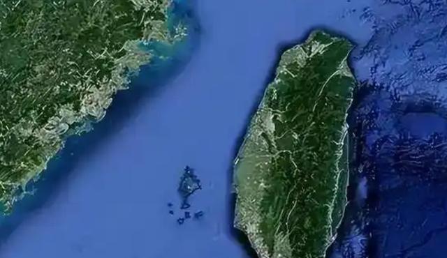台湾还在做着待价而沽的美梦？晚了！当大陆曾经抛出“台湾财政全额自用”的底牌时，大