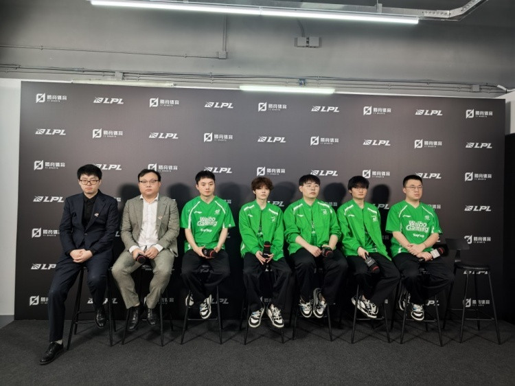 WBG赛后群访 Crisp: 前期没问题 中期开始意见不统一出现分歧