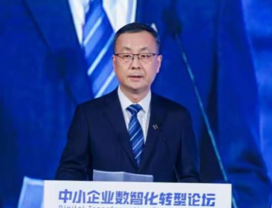 美国这下该紧张了，苹果库克怎么也没想到，中国通信企业龙头老大“中国移动”又一次使