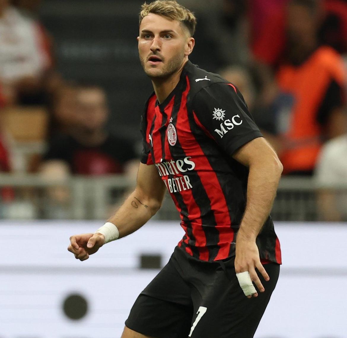 据意大利媒体报道，大希门尼斯今天进行了脚踝的手术！手术在阿姆斯特丹进行，主刀医