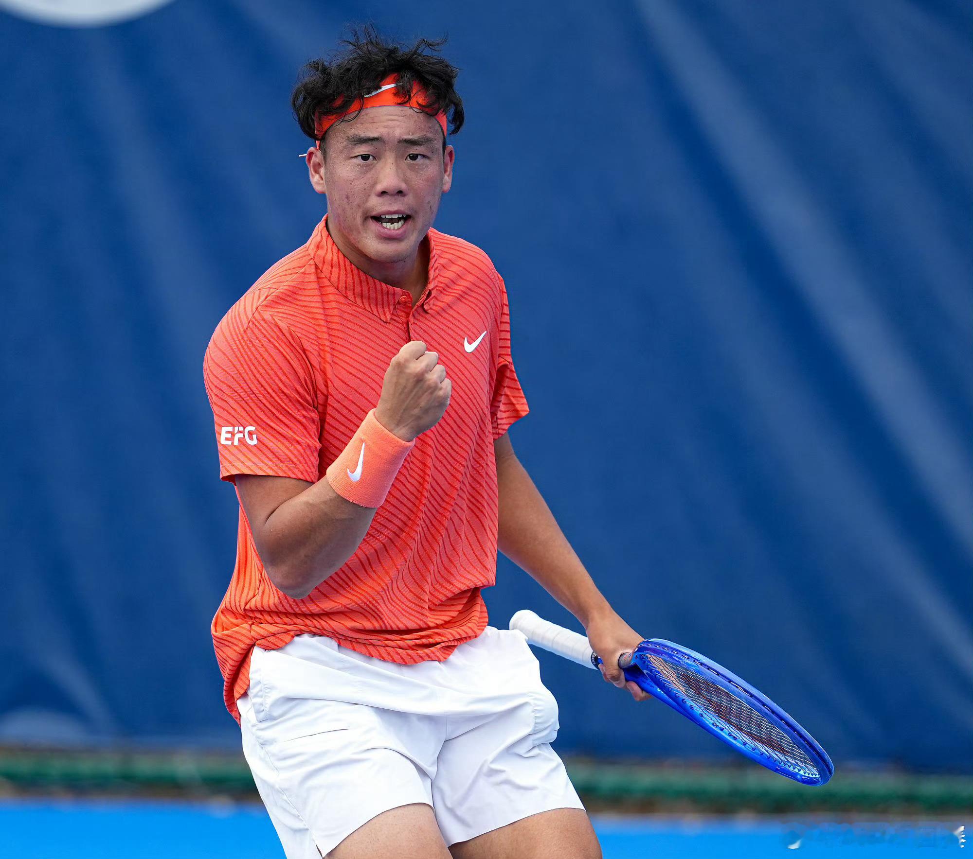 黄泽林晋级决胜轮👏ATP1000迈阿密大师赛资格赛首轮，黄泽林5-77-