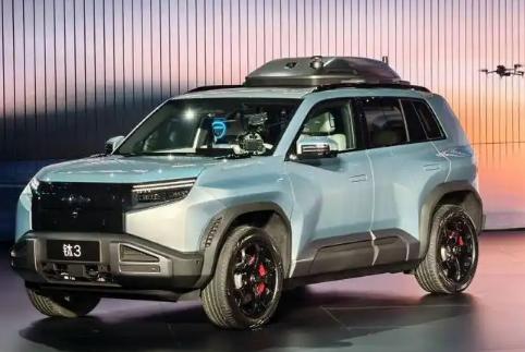 比亚迪工程师好聪明，他们心里清楚，没有几个人是真正需要坦克300这样的硬派越野，