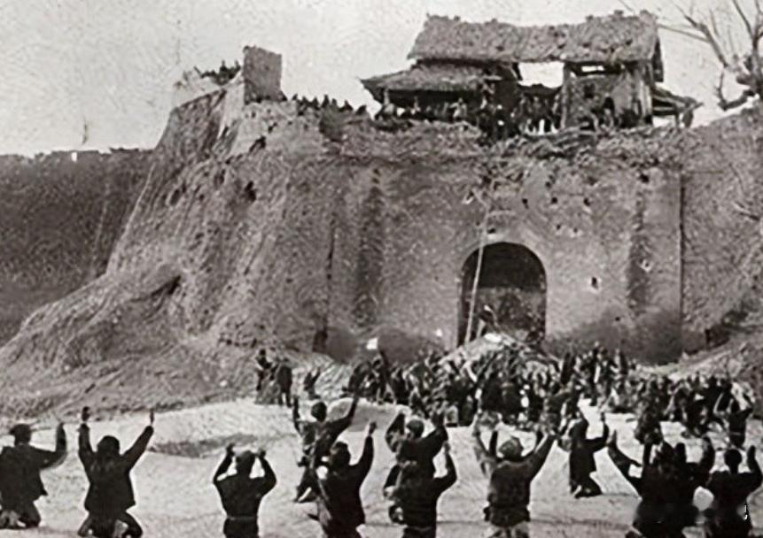 陕甘之战有多惨？一根竹竿，砍出了两千万条人命。1862年，陕西华州，两户人家