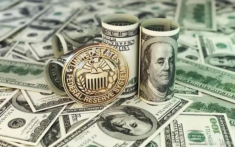 别以为中国抛售美债只是平常的操作，其实中国是在加快撤离！我们早从俄罗斯3000亿