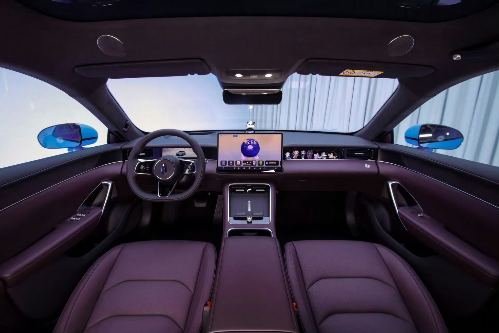 尚界Z7、尚Z7T都是全系标配华为巨鲸800V高压电池平台，CLTC工况下最高