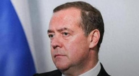 中国现在不需要提防日本跟美国，中国现在最需要提防的国家是俄罗斯！之所以这么说，是