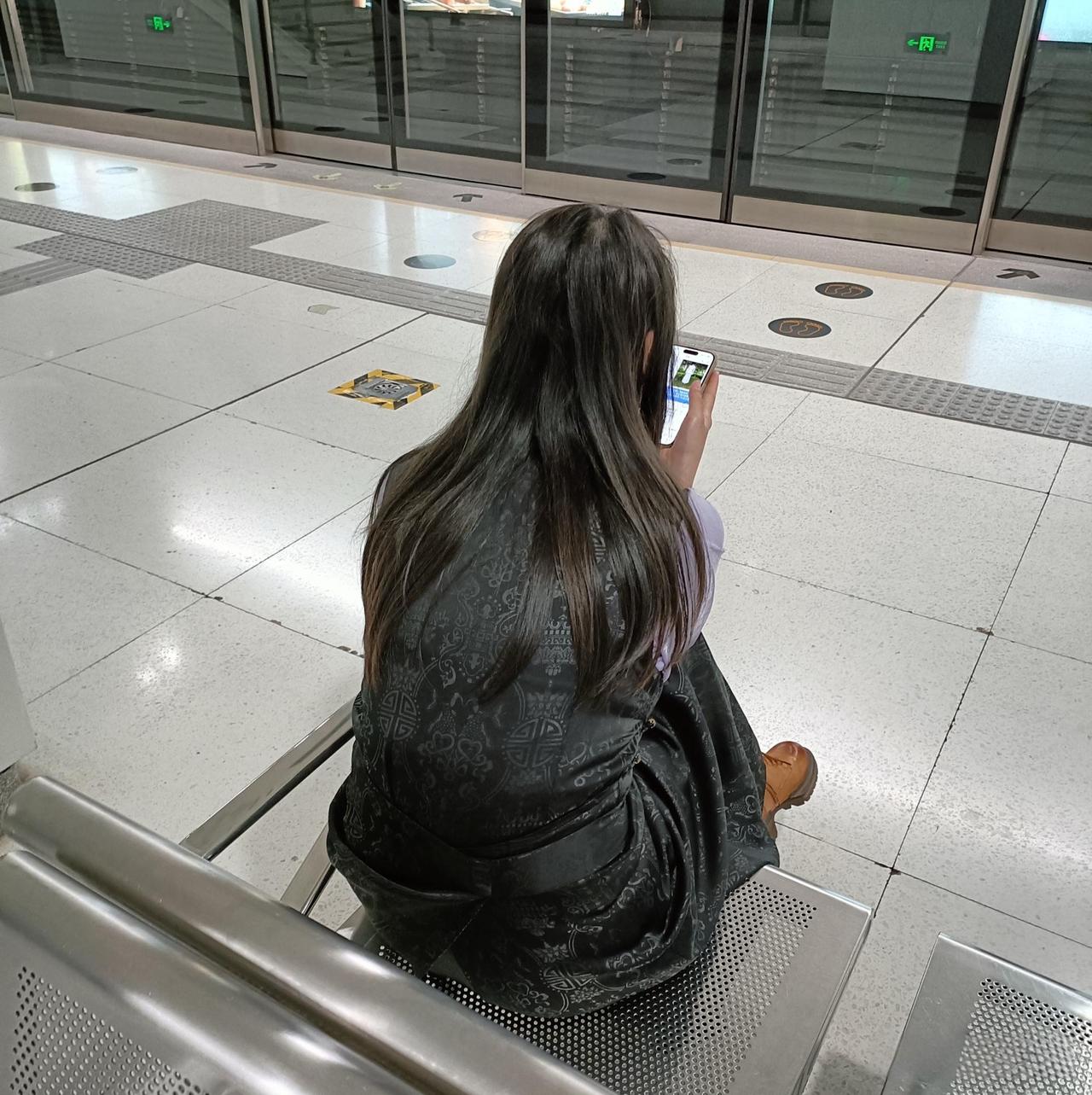 这衣服图案挺吓人啊