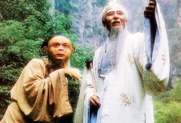以前看西游记，看着那集都是好玩的，现在40多了，陪孩子看西游记，三打白骨精唐僧把