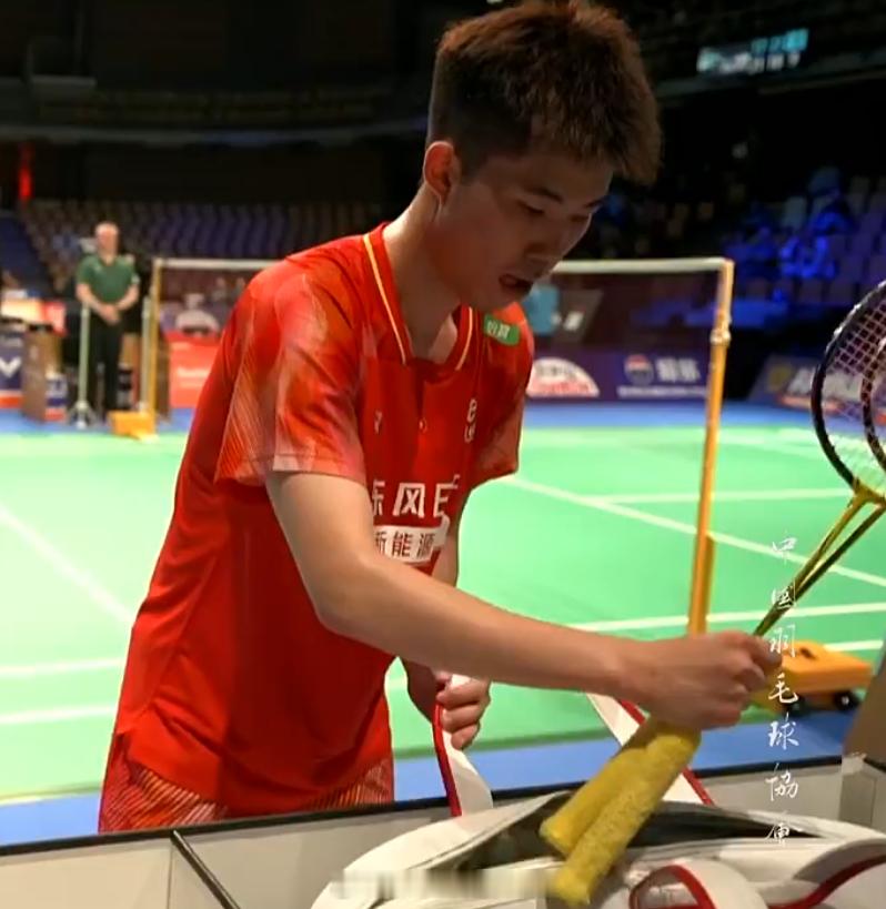 2026年汤尤杯汤杯A组中国4-1加拿大男单第5场翁泓阳21-1