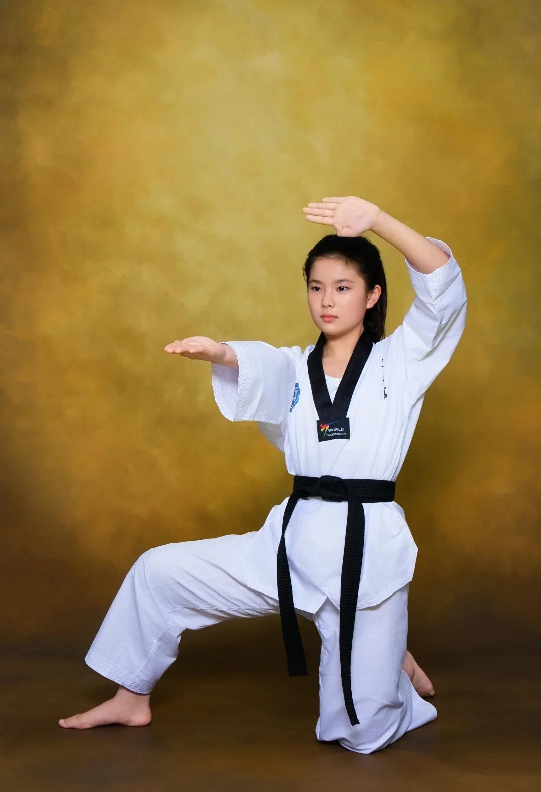 甜妹相，武将身道馆里的女孩子们个个都是女将军连拍摄4年觉得每一年的变化都