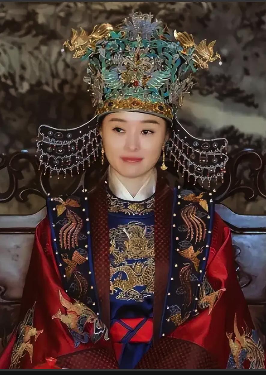 1425年，明仁宗朱高炽临终前，攥住张皇后的衣袖说：“选五个美貌妃嫔随朕一起走。