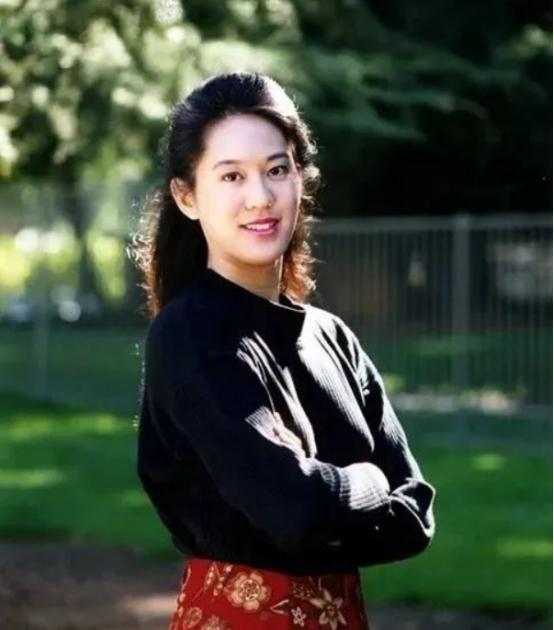 21年后，张纯如母亲怒揭真凶：不是抑郁，是日本政府！2004年11月9日，美
