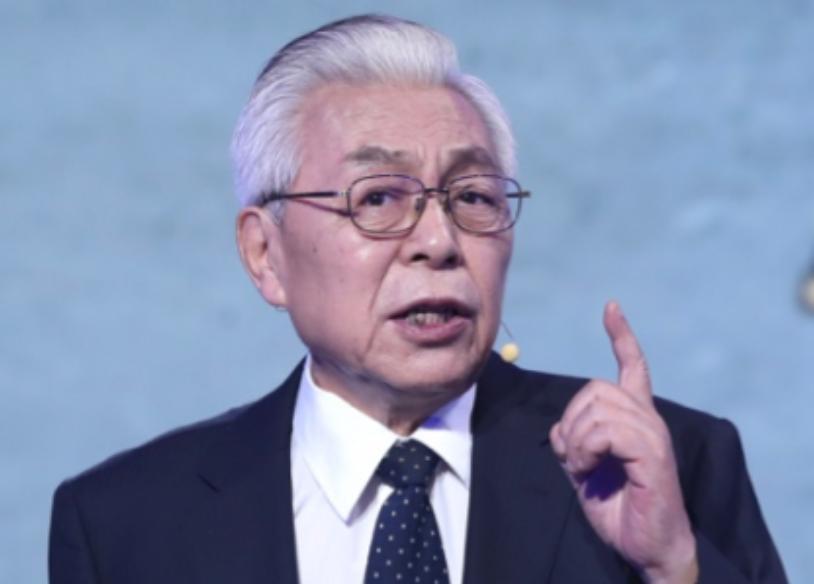 月球，38万公里的距离，成了各国争夺的“宇宙高地”。激光武器1.3秒就能把地球