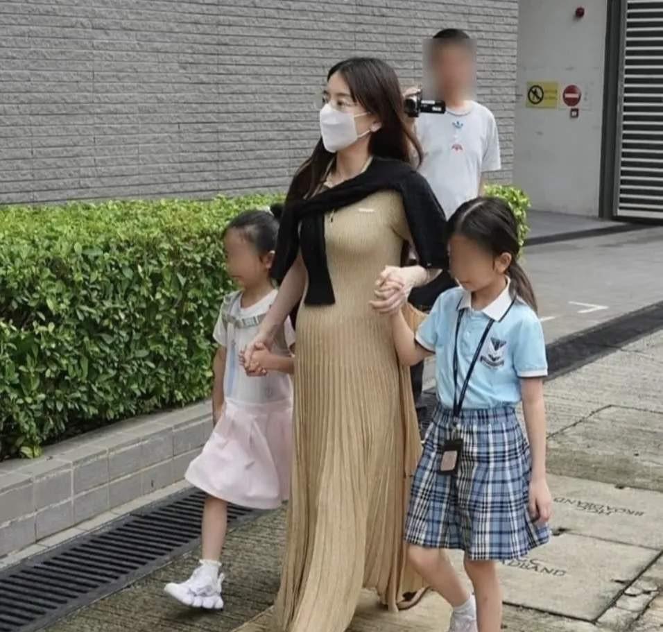 终于晓得郭富城没娶熊黛林是为啥了！也许并非脚舒不舒服只有鞋知道那么单纯，现在