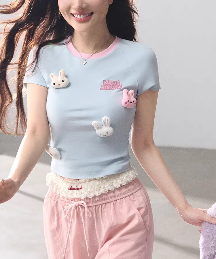 李小璐这套衣服不错哦