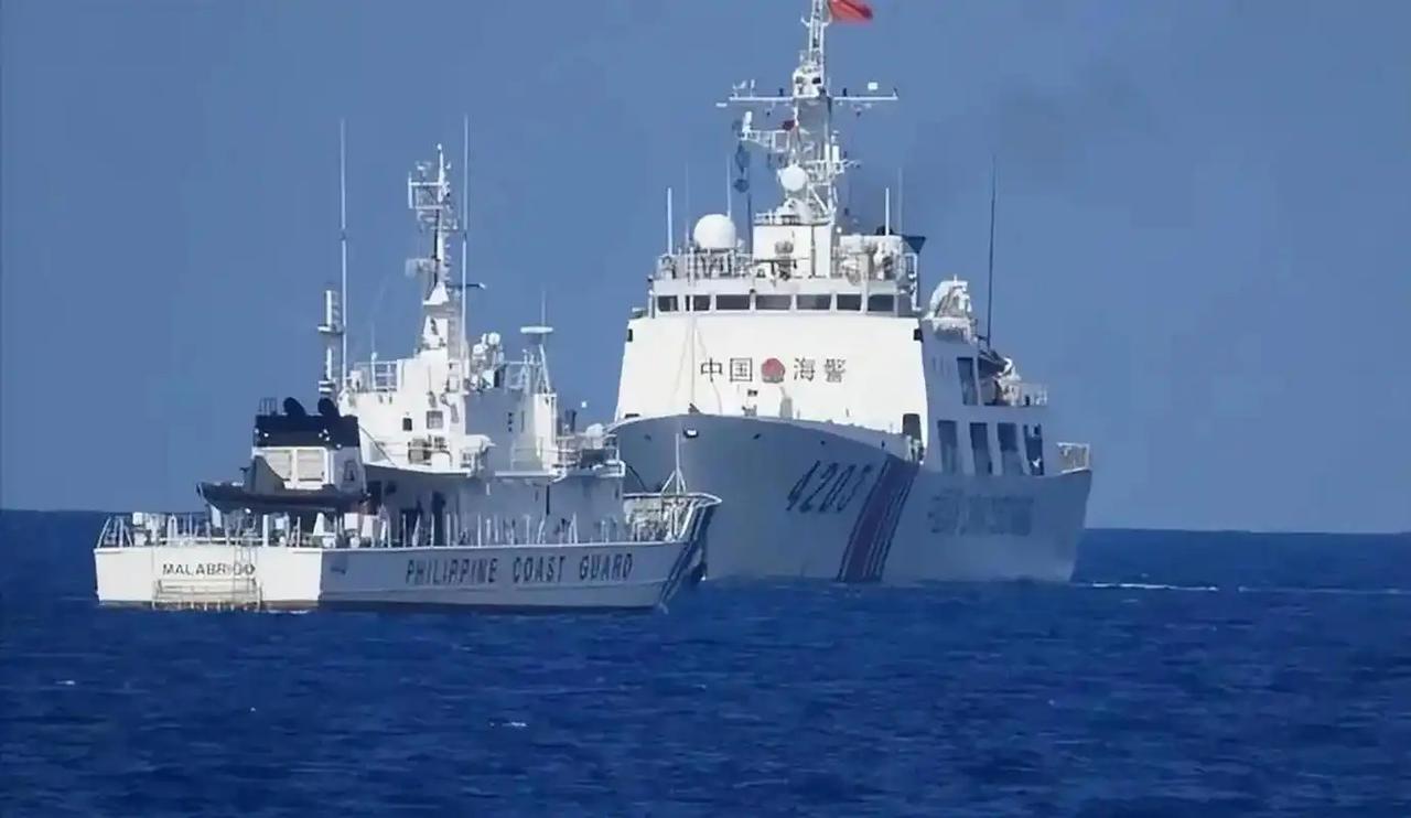 南海就在咱们家门口，为啥还总被几个小国反复碰瓷挑事？ 别光盯着咱们下饺子的军
