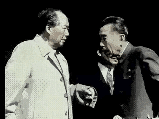 上联：汗流浃背耕田苦，请出下联日夜操劳保丰收。