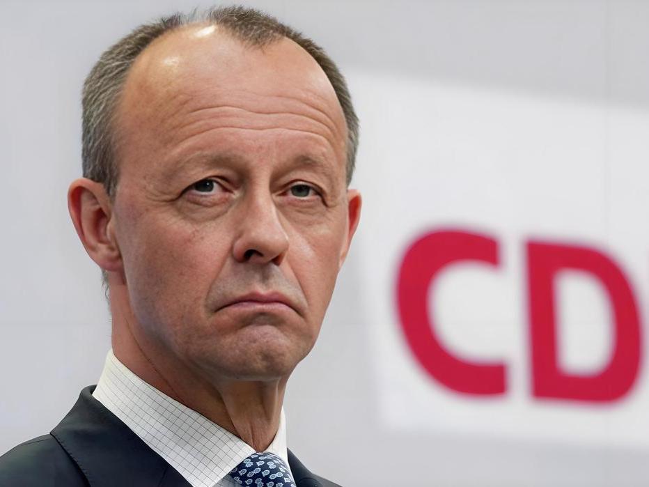 默茨访华三大悬念：不亲美不亲中，德国要走出第三条路？2025年中国以251