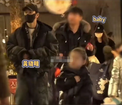 看来杨颖儿子真的长大了杨颖最近心情不好儿子给黄晓明打电话，直说带妈妈一起​