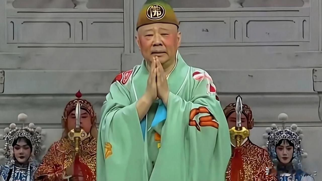郭德纲：戏曲不怕不正宗，怕无人问津《红楼梦》第十九回写道：谁想贾珍这边唱的是