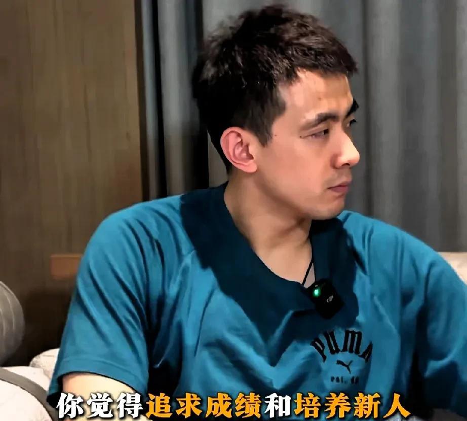 赵继伟谈年轻球员，三言两语间透露出CBA“职场晋升潜规则”，无意间指出李虎翼能进