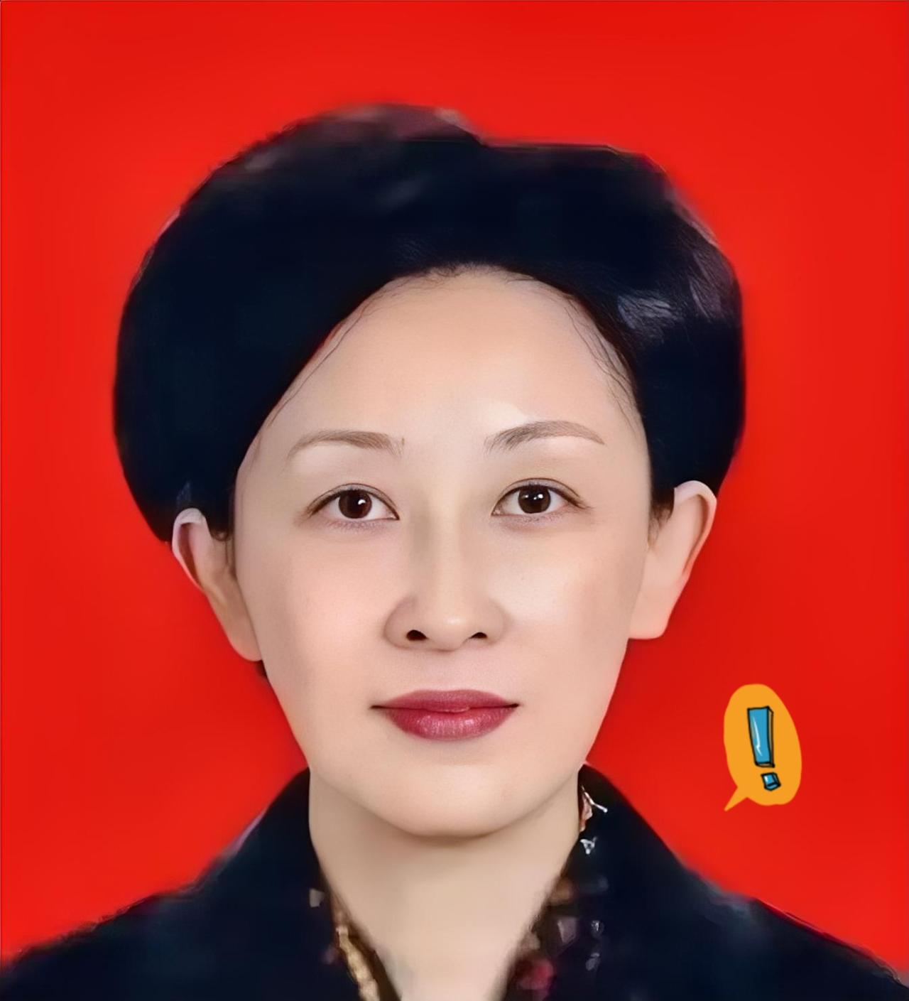 12月3日，菲律宾移民局发布消息，拦截一名叫郝斌的中国公民，她正是上了国际刑警红