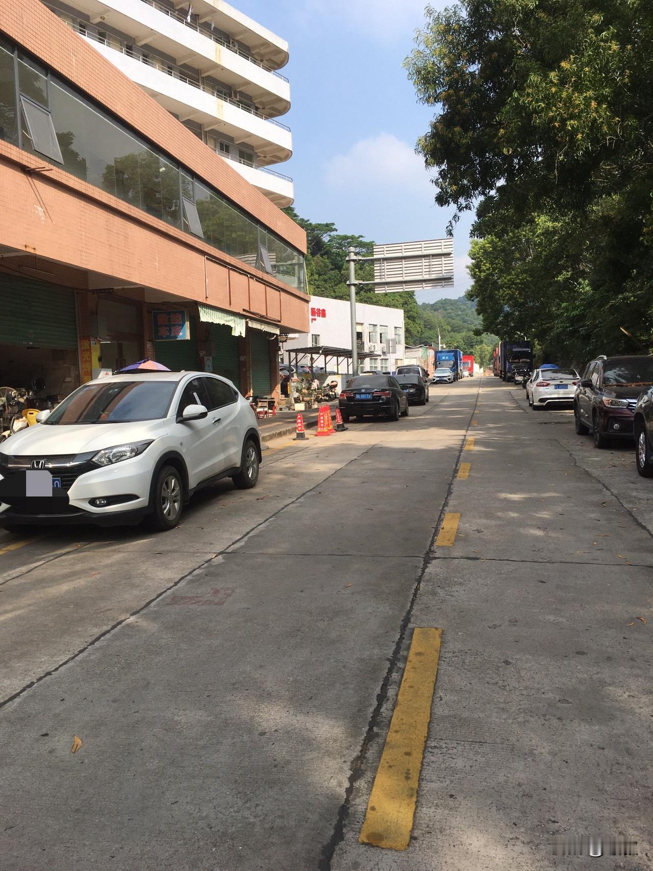 来了就是深圳人，警察叔叔辛苦了，今天有幸为深圳贡献500大洋！因工作原因，昨晚