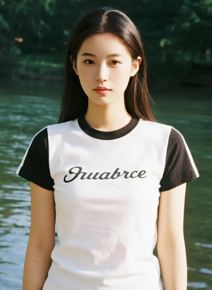 美女在镜头前，美得毫无保留