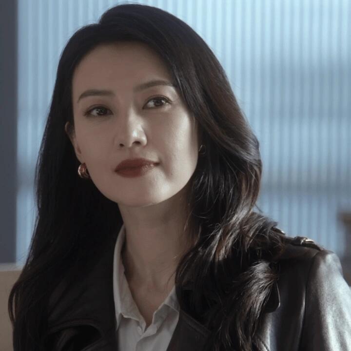有人说我长得像高圆圆，像不像啊？​​​