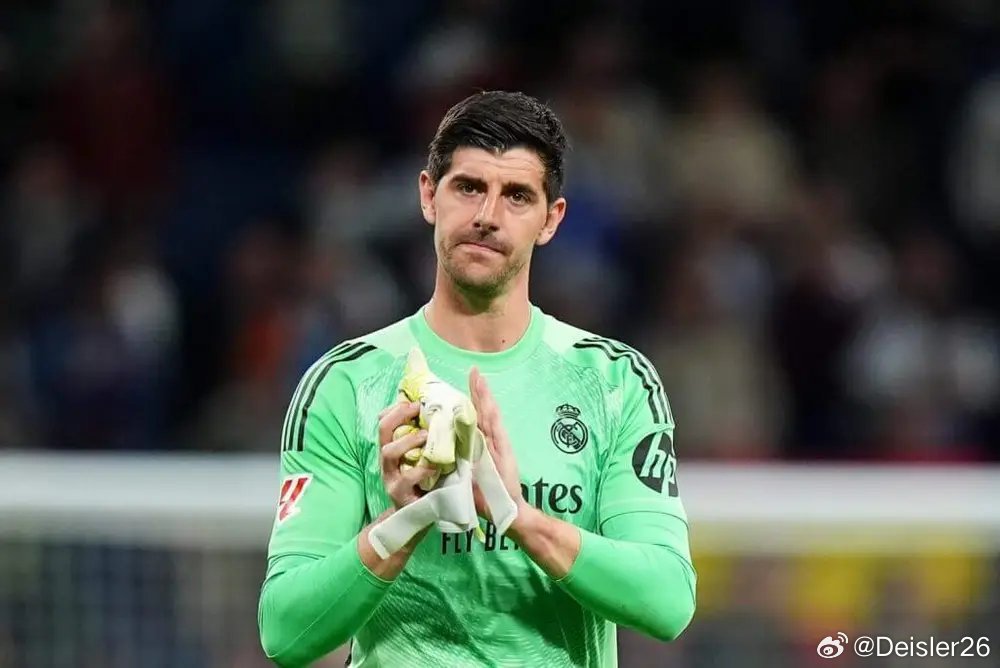 🚨庫爾圖瓦預計將因大腿傷勢缺席6-8週，這將使他錯過4月與拜仁慕尼黑的兩回合歐