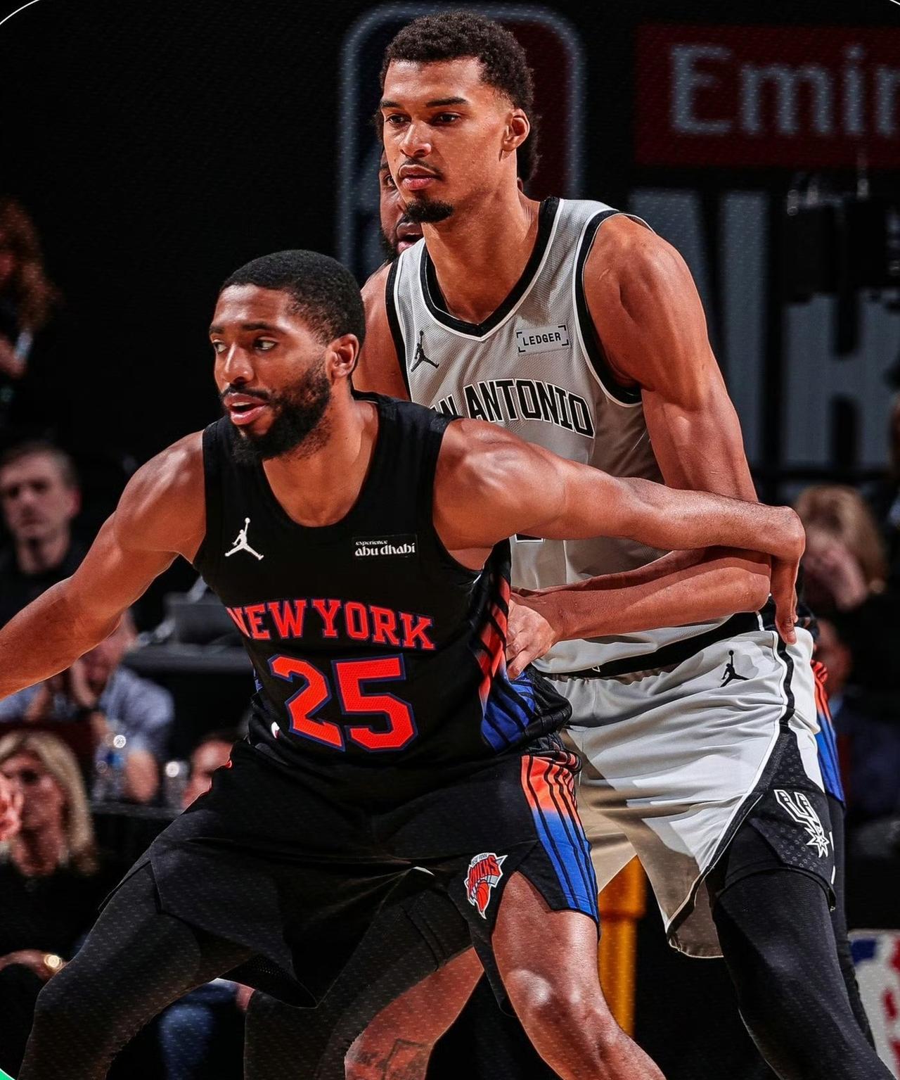 领先11分崩盘，马刺输在两大核心集体隐身。新秀哈珀砍下21分7篮板，三分球连中