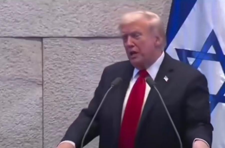 海警“锁喉”海报贴脸警告！长荣连夜停运，82套海马斯卡壳，台当局急疯了这波