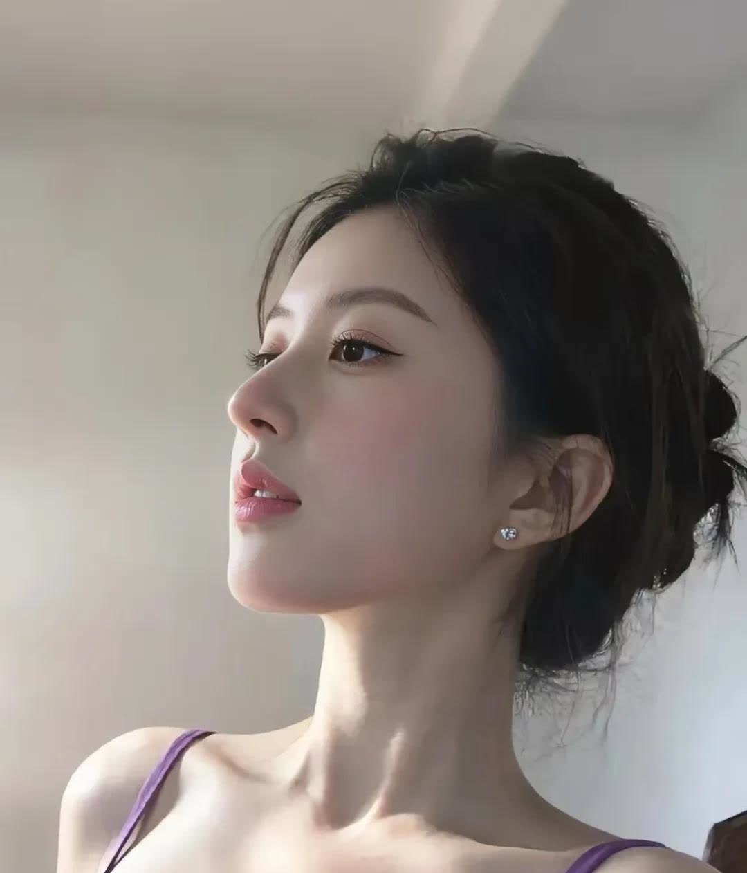 了解赵露思闹掰的理由，我才知道，为什么赵露思要掀桌了！首先赵露思和银河酷