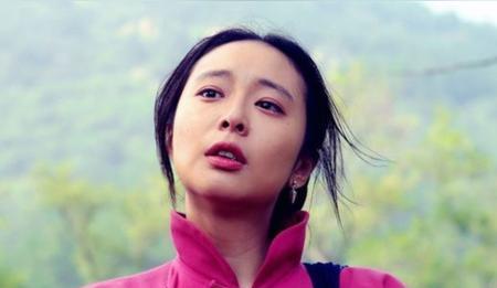 跑龙套13年，被嫌丑到逆袭百花女配！高叶这姐们儿，是真“狠”啊！“妈呀，这姐终